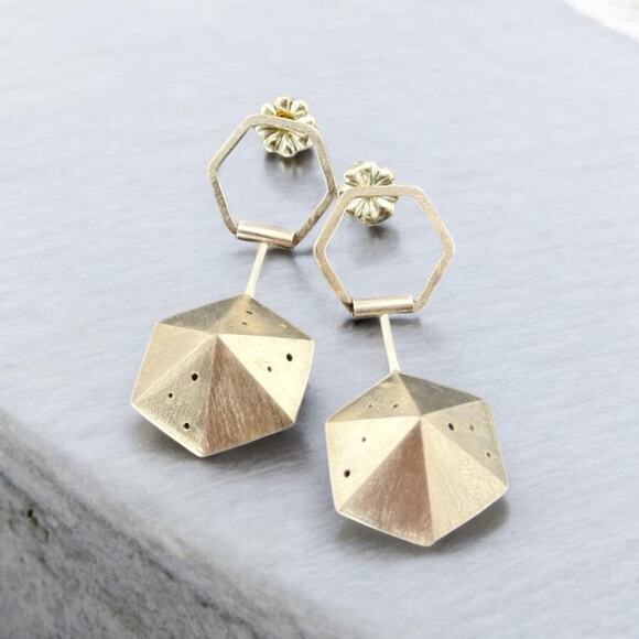 NEW Sterling Silver 3D Pentagon Pierced Earrings - Picture 2 of 4